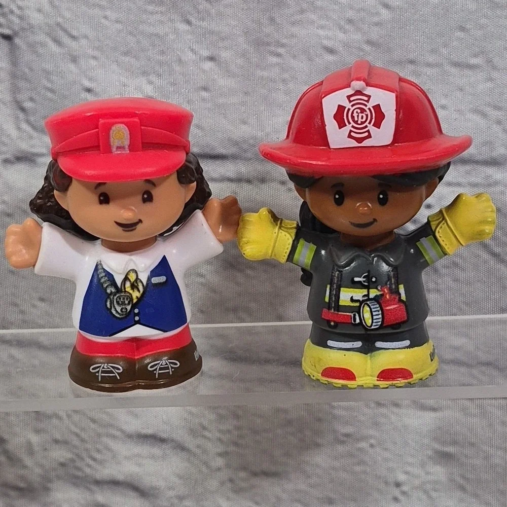 Fisher-Price‎ Little People Figures Lot 4 Workers Firefighter Pilot Ship Captain